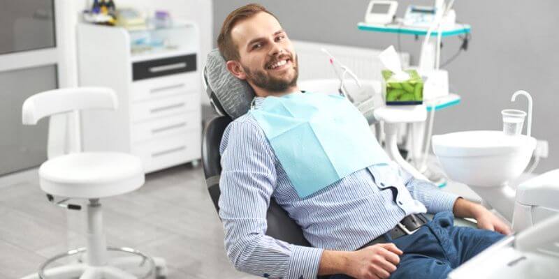 Choosing a Cosmetic Dentist in North London: Factors to Consider